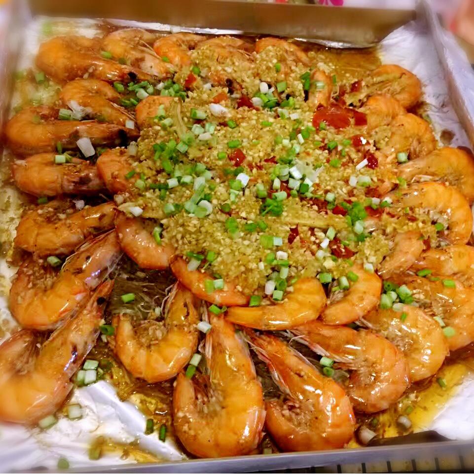 蒜蓉粉丝烤虾