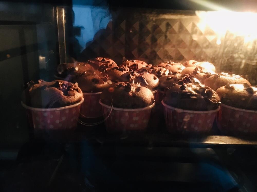 巧克力豆纸杯蛋糕