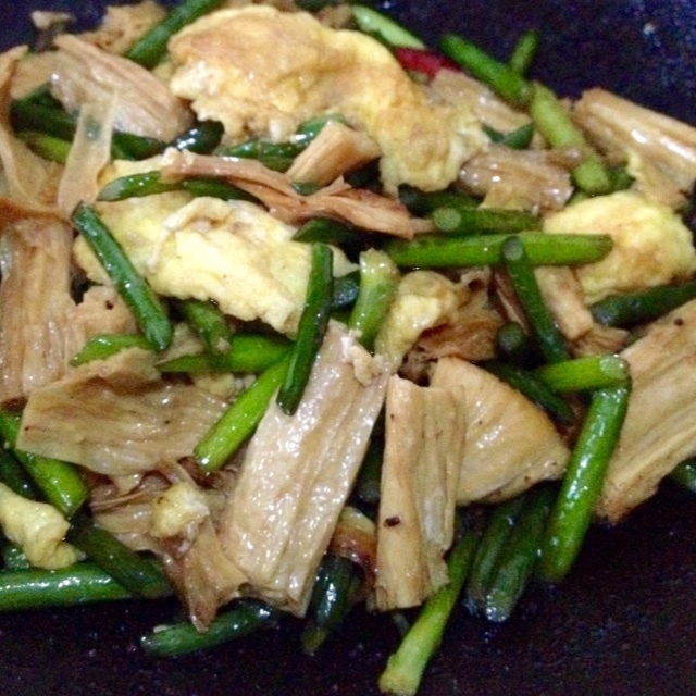 蒜薹香干（蒜苔）