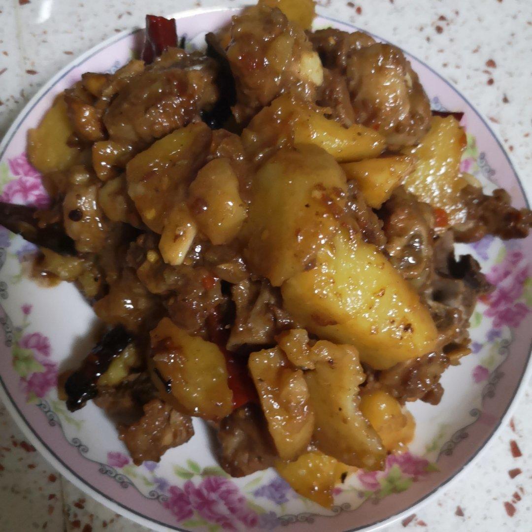 土豆炖排骨