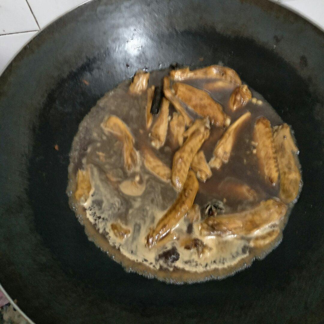 吮指酱香鸭翅