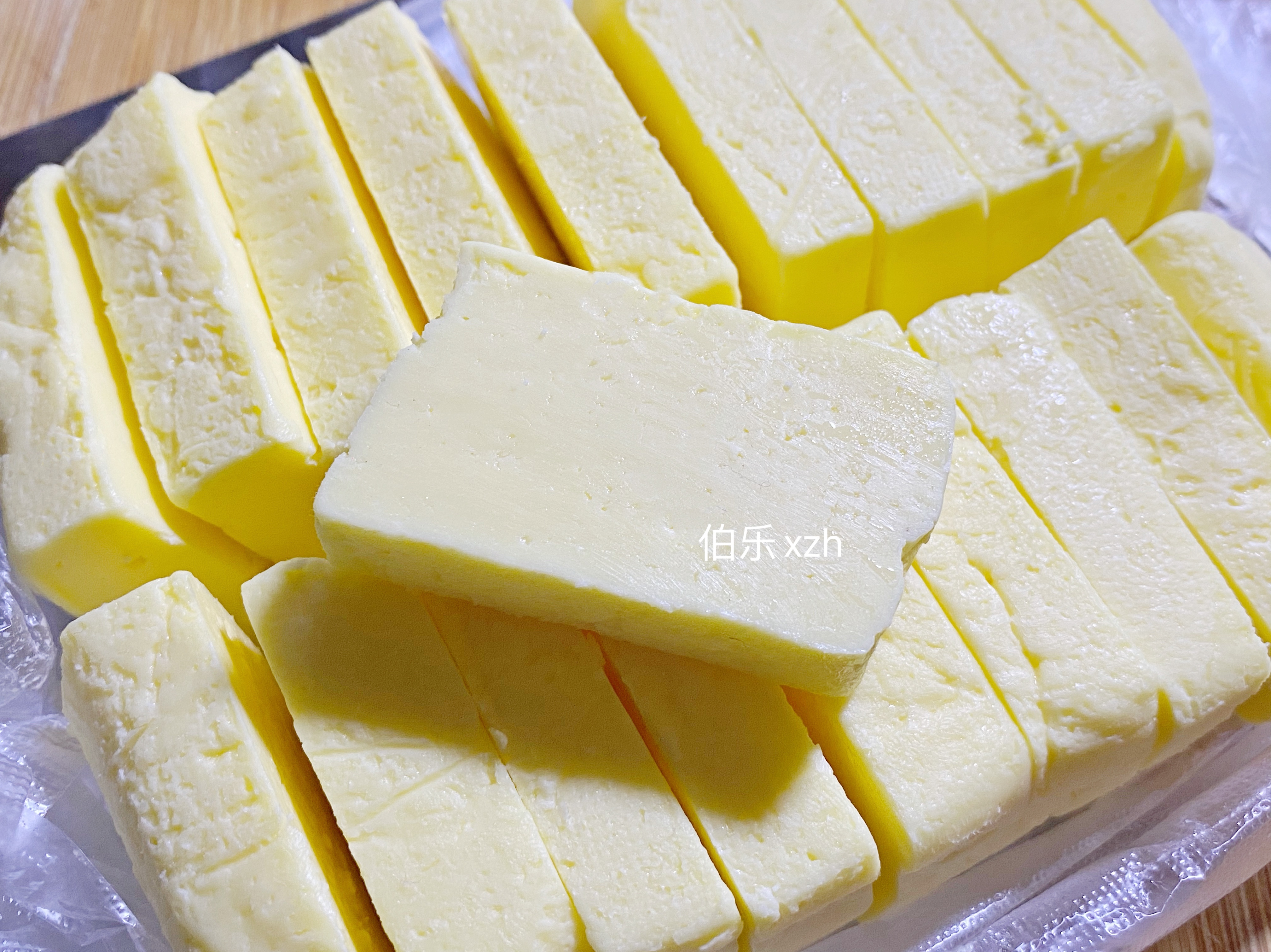 用淡奶油 做黄油的做法
