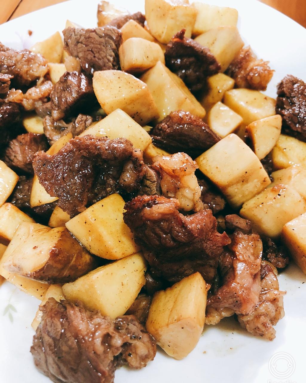 黑胡椒杏鲍菇牛肉粒