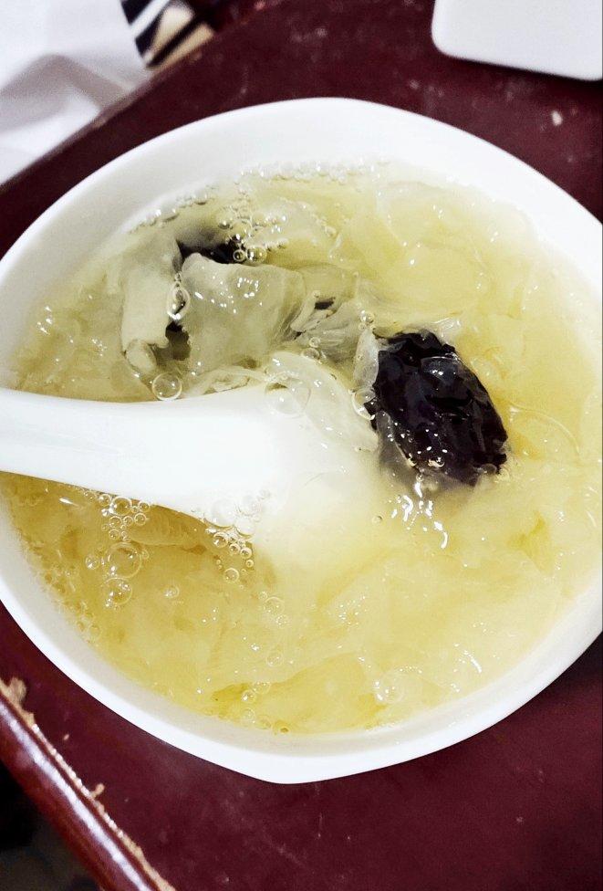 银耳红枣汤(电饭煲版)