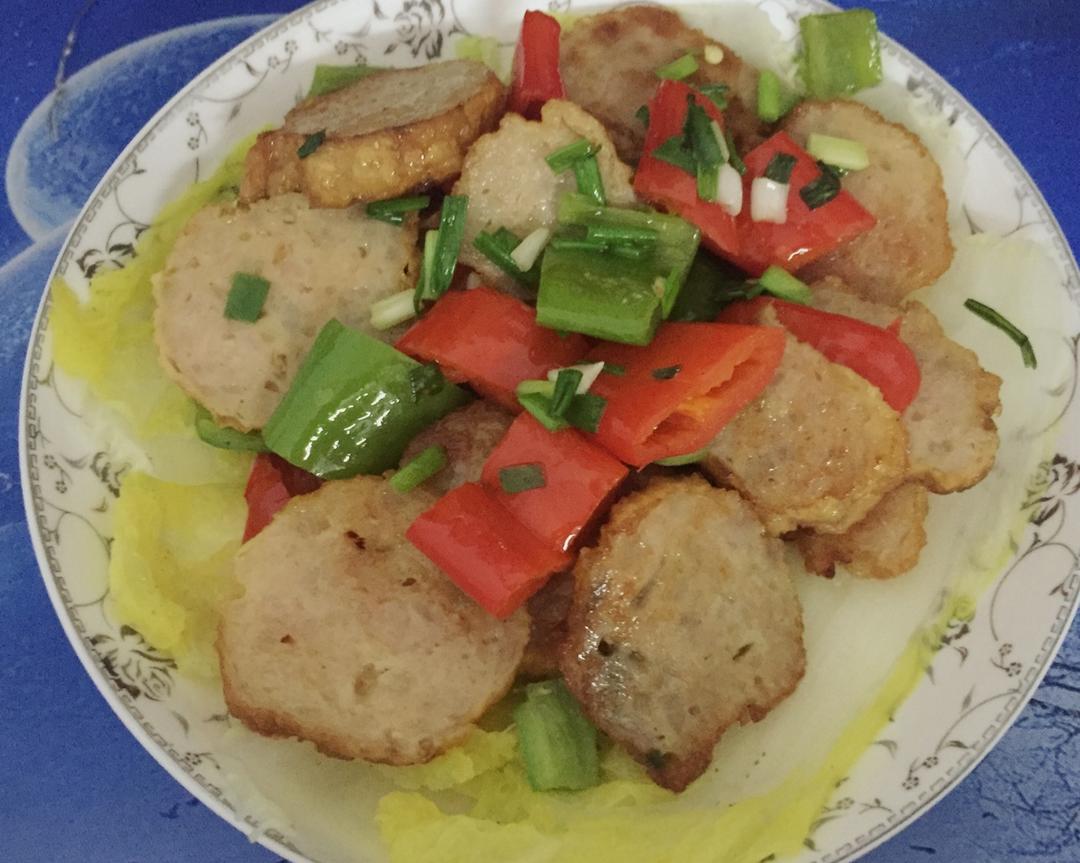 辣椒炒肉卷的做法