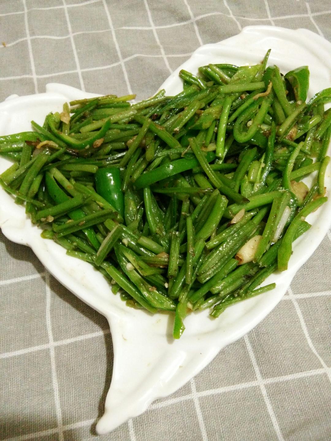 清炒红薯茎