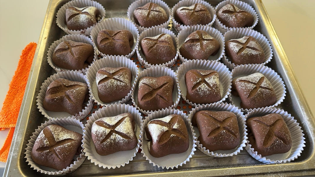 巨柔软的可可牛奶面包卷㊙️好吃到上瘾~