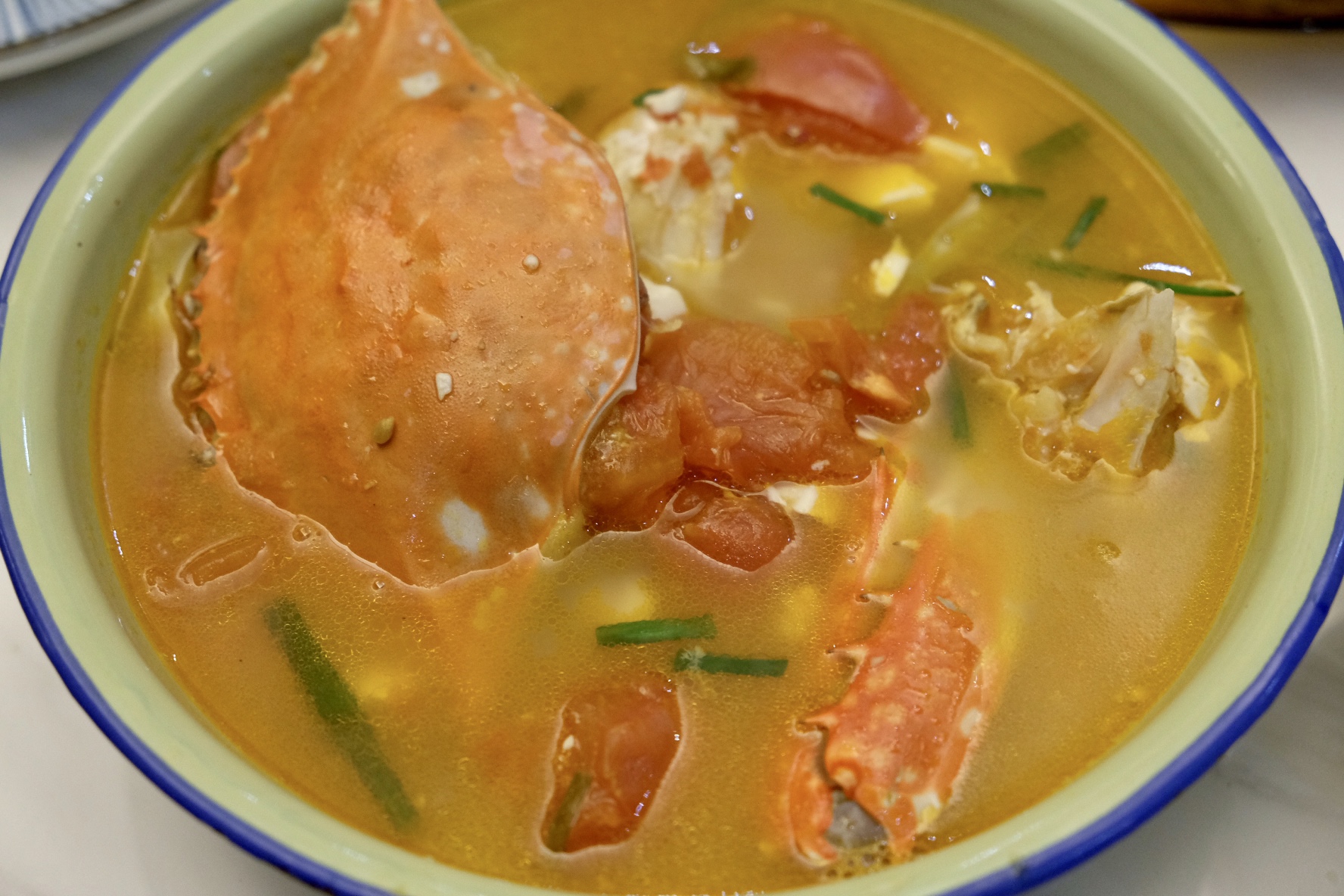 夏日靓汤：梭子蟹番茄豆腐煲的做法