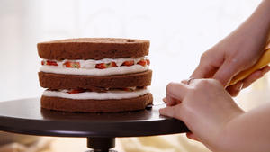 巧克力可可戚风裸蛋糕（含视频）的做法 步骤30