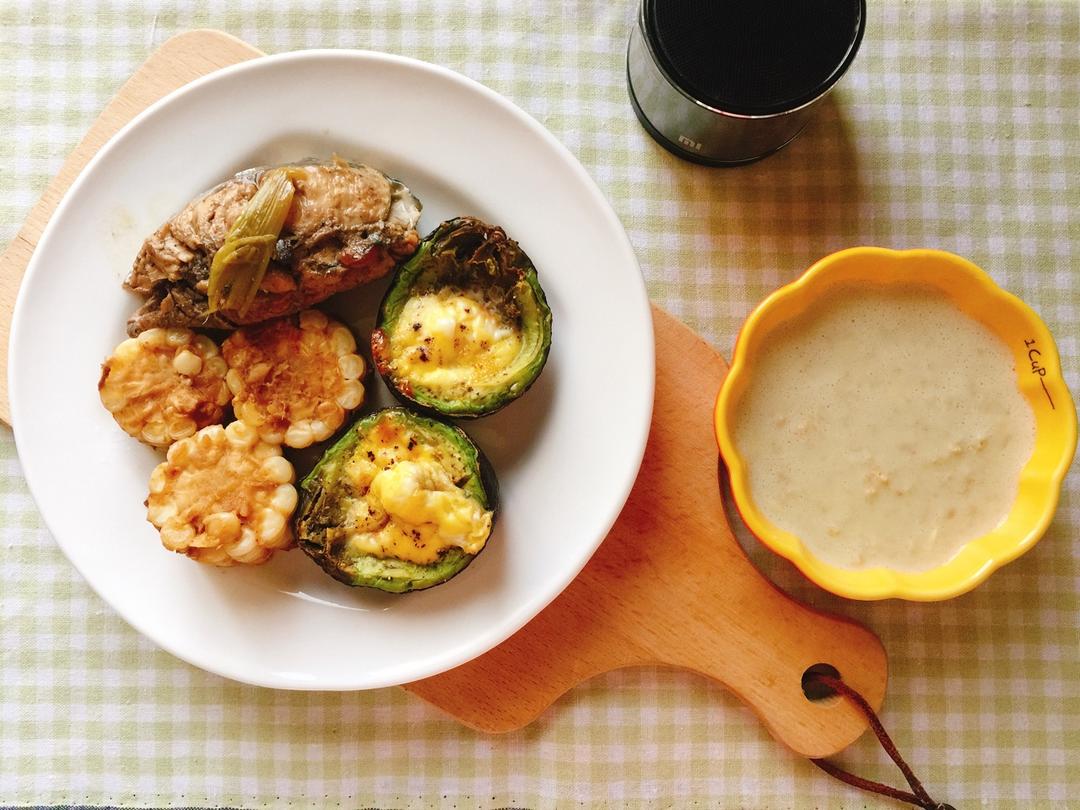 每天，叫醒我的是早餐