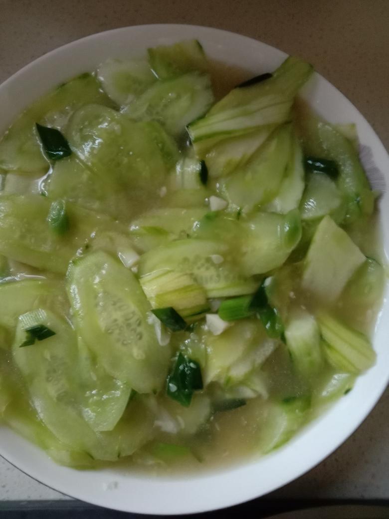 夏日酸爽开胃：酸糟炒青瓜