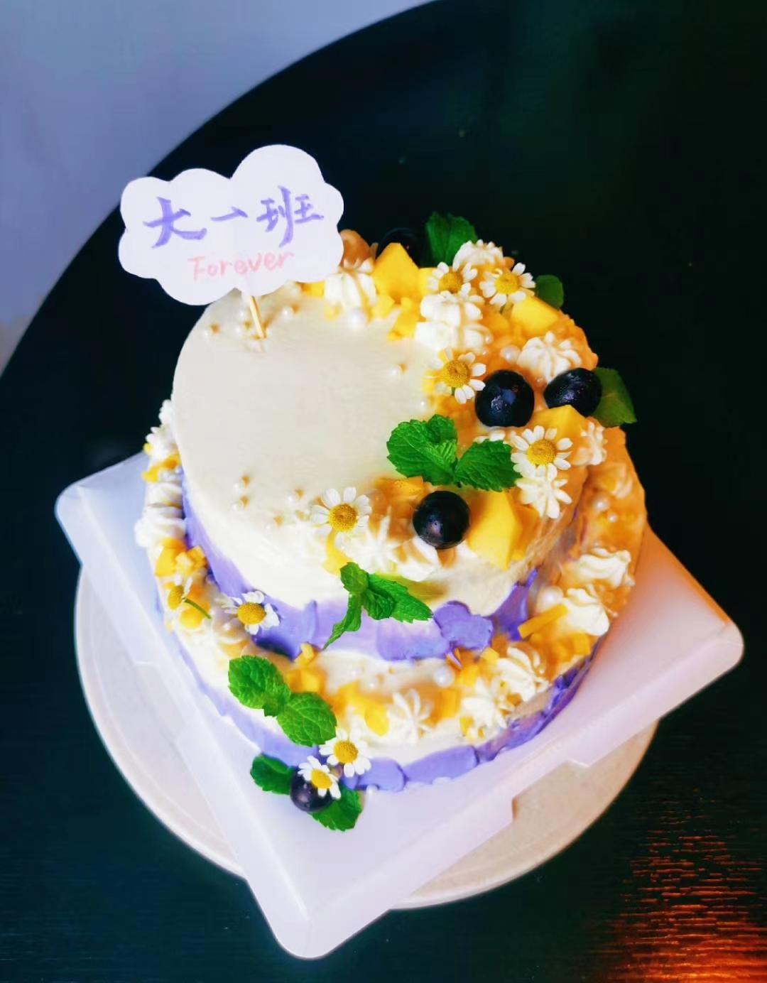 详细的裱花教程--彩虹蛋糕