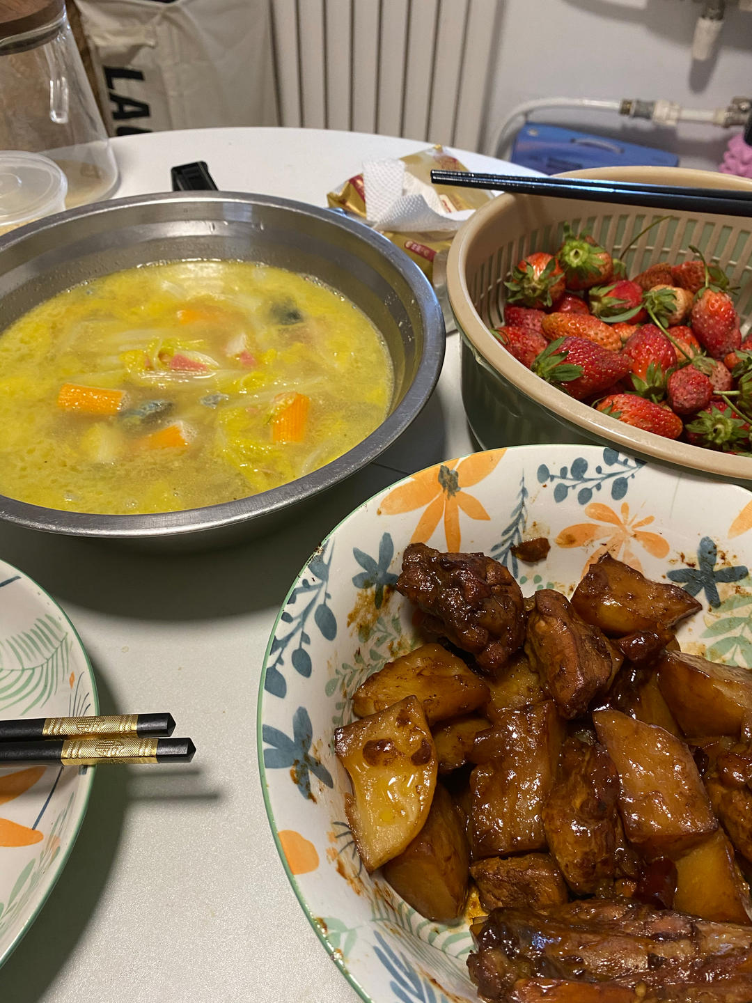 鸡腿炖土豆 上桌秒空盘 汤都喝干了！