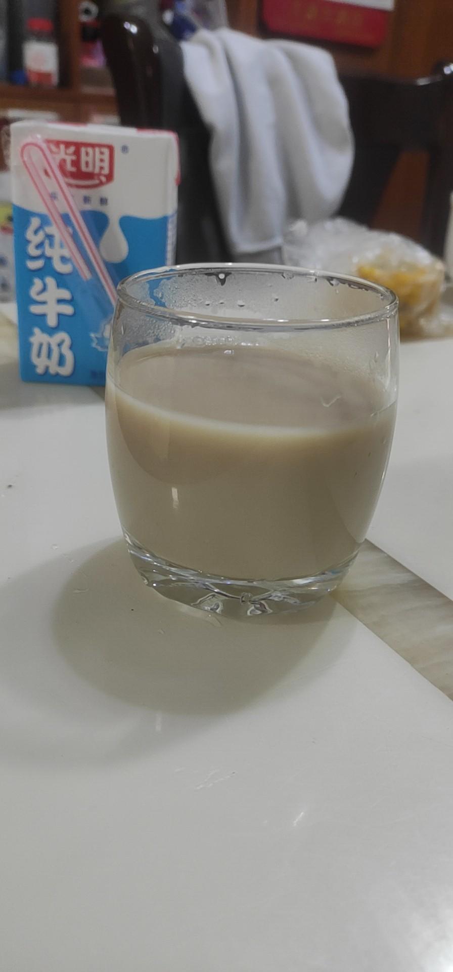 红茶纯牛奶奶茶（家庭做法）