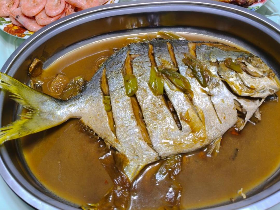 红烧金鲳鱼