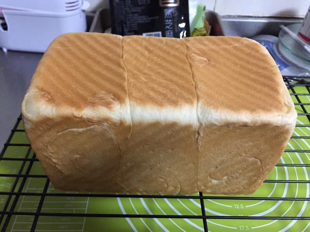 吐司，奶香手撕面包，超级香浓