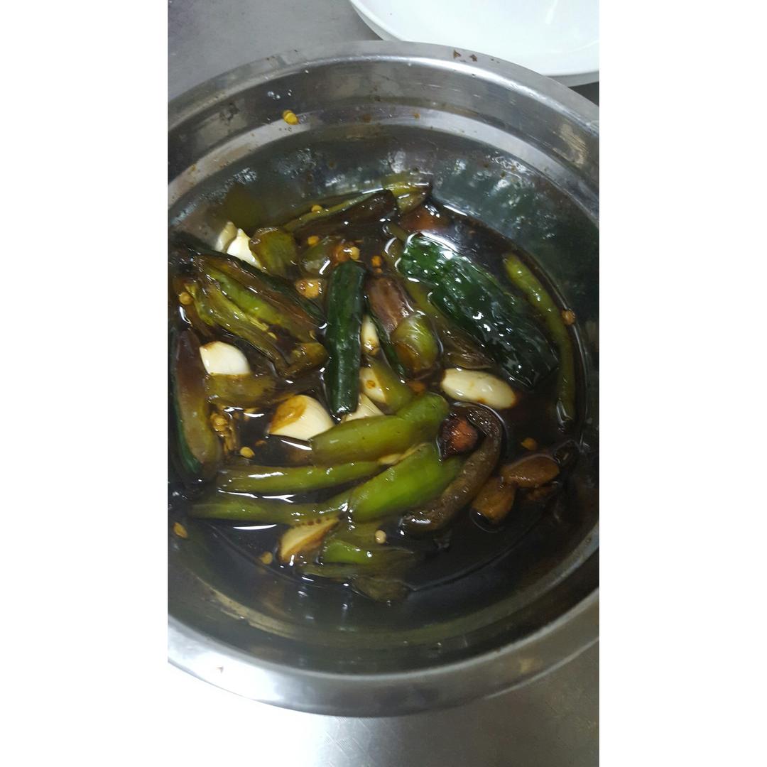 腌黄瓜