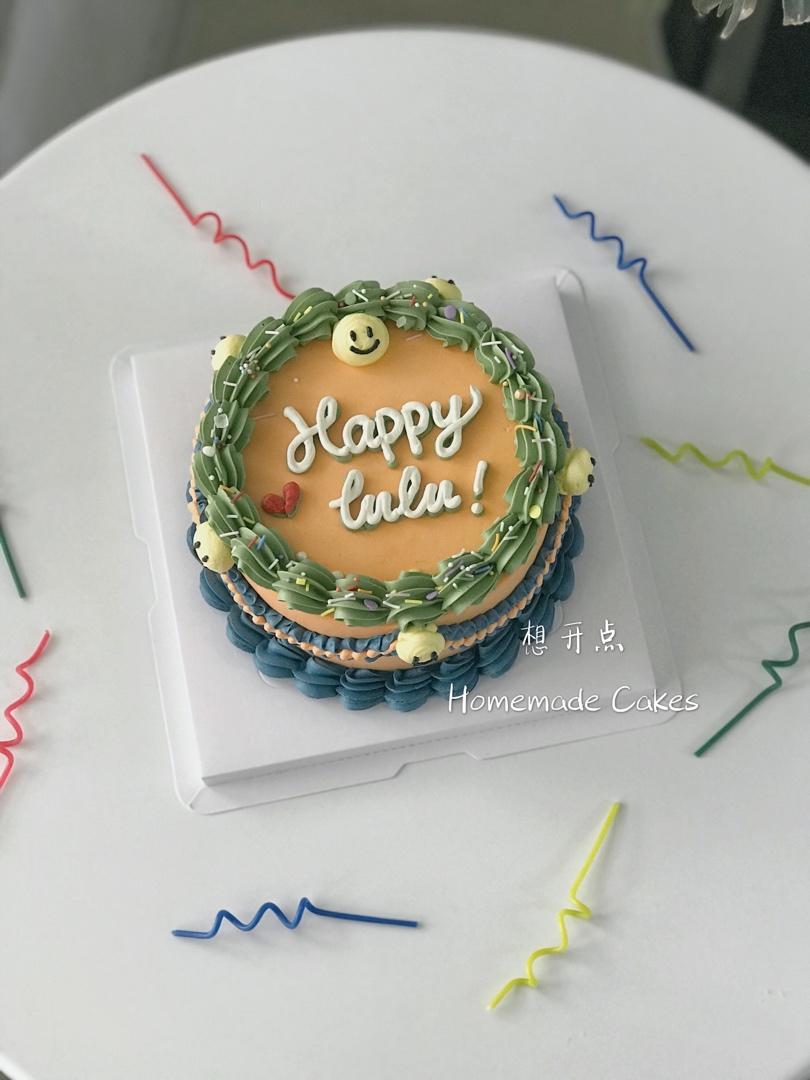 淡奶油装饰蛋糕