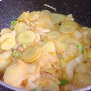 家常小炒之老黄瓜炒土豆片的做法 步骤7