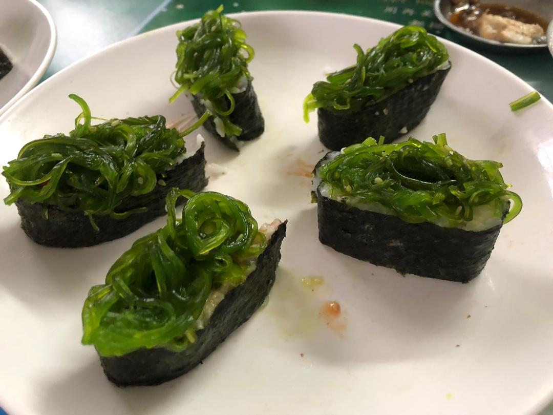 爱做菜的carolina做的海草紫菜包饭