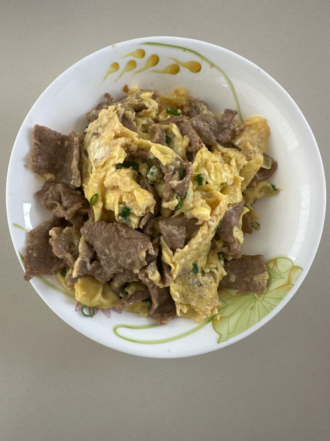 滑蛋牛肉，牛肉滑嫩，鸡蛋松软