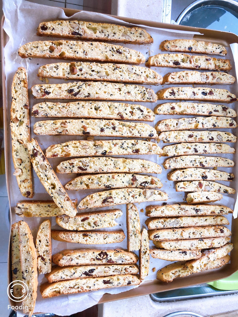 最好吃的意式脆饼biscotti (一分钟视频）