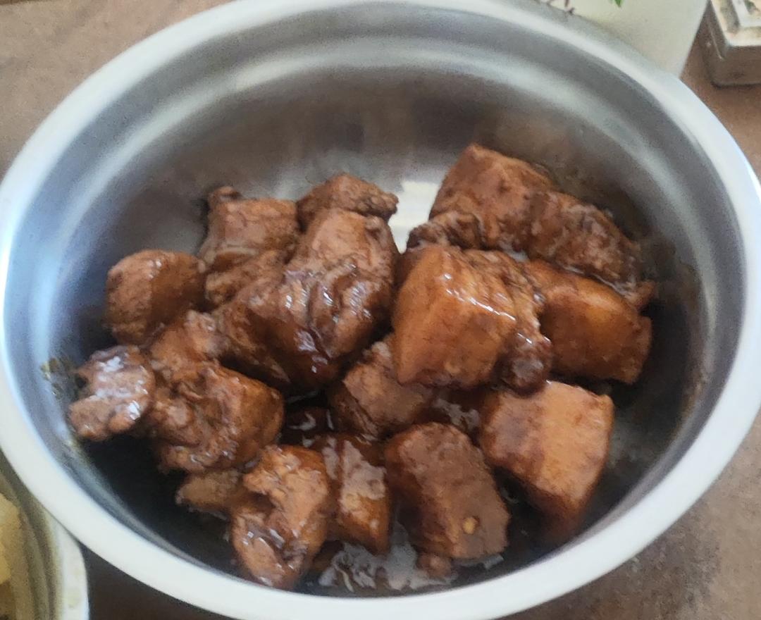 不焯水不放油的家常红烧肉