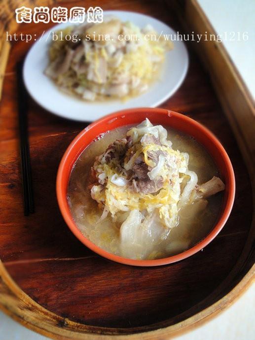 酸菜汆白肉的做法