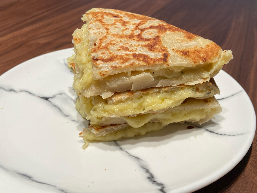 🥔芝士土豆饼，零难度❗️巨简单❗️软糯咸香会拉丝，用平底锅就能做‼️