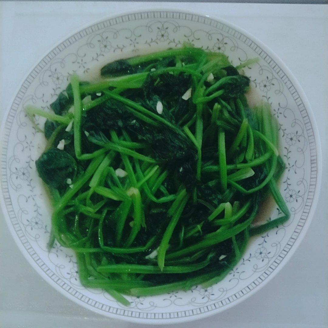 清炒菠菜