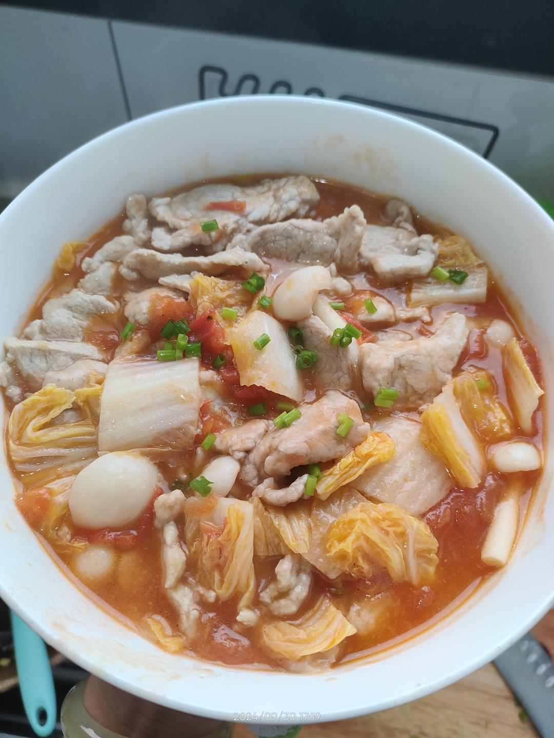 番茄滑肉煲｜酸爽开胃！肉片超级嫩滑