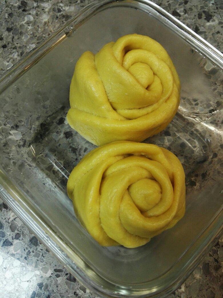 胡萝卜玫瑰馒头