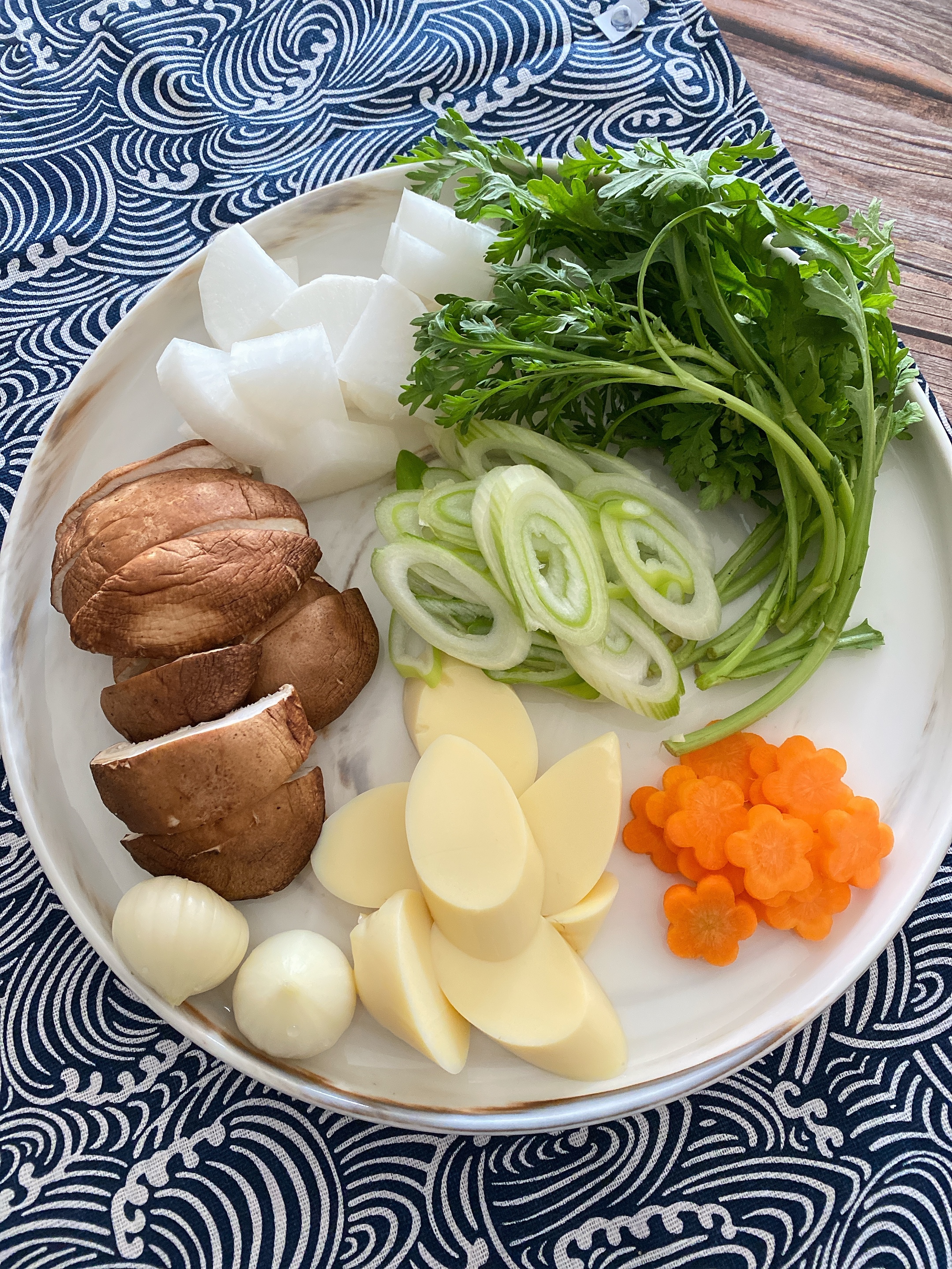 巨丑但美味的《安康鱼😈鱼料理》🐟安康鱼味噌火锅🐟天冷吃锅🍲的做法 步骤2