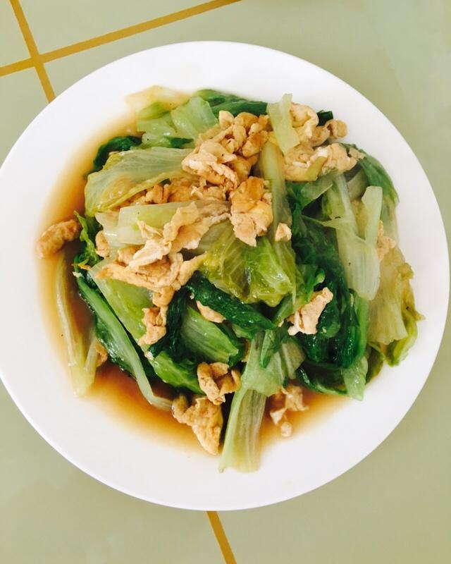 简单的生活1做的西生菜炒鸡蛋