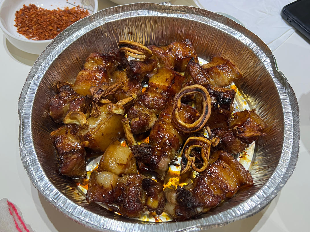 秘制孜然烤五花肉，香辣过瘾！好吃到舔手指