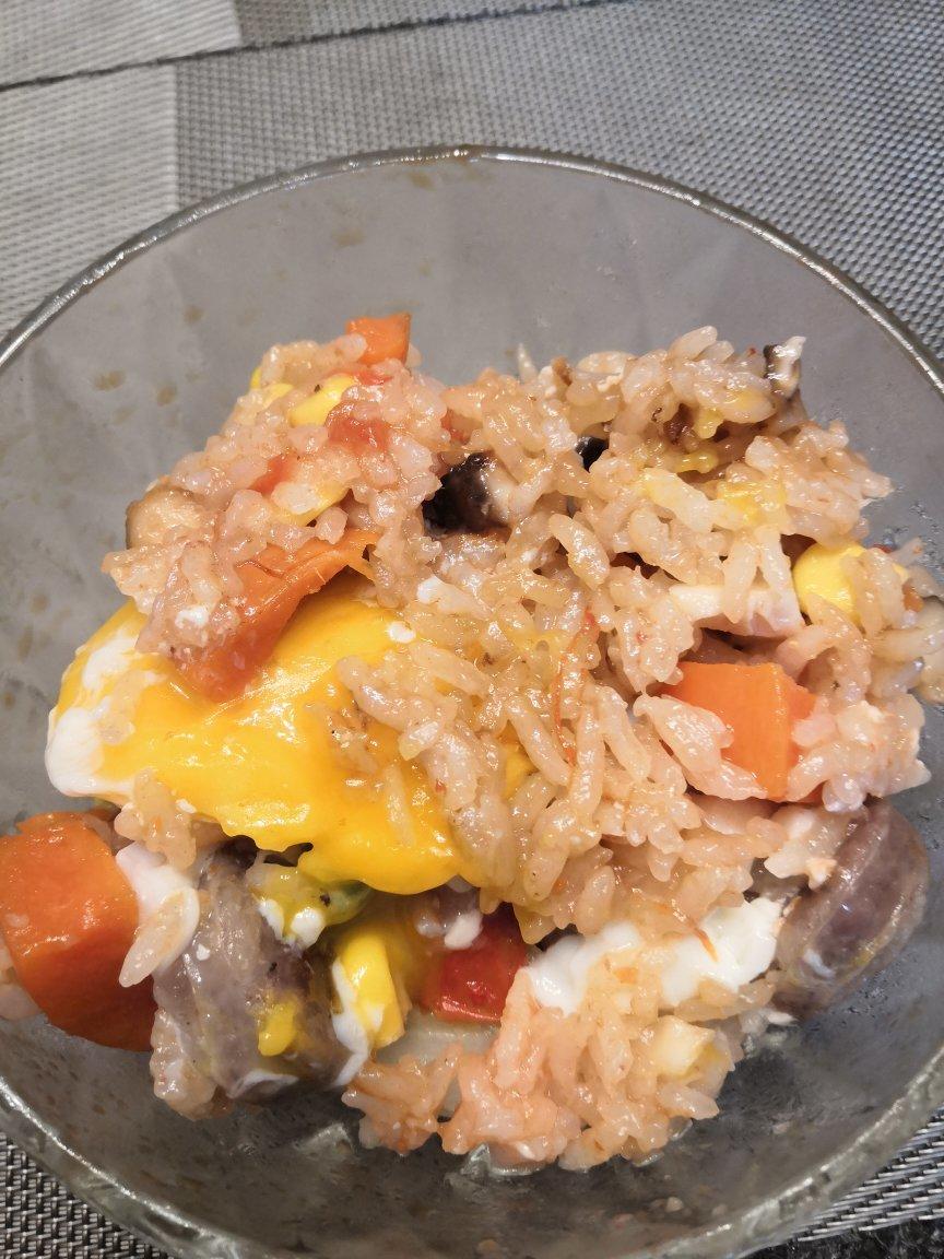 懒人电饭锅香肠焖饭/煲仔饭