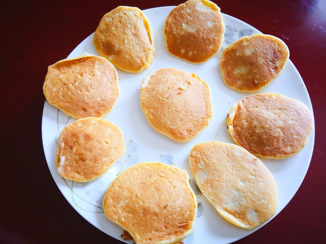 苹果松饼（一岁以上宝宝食用）