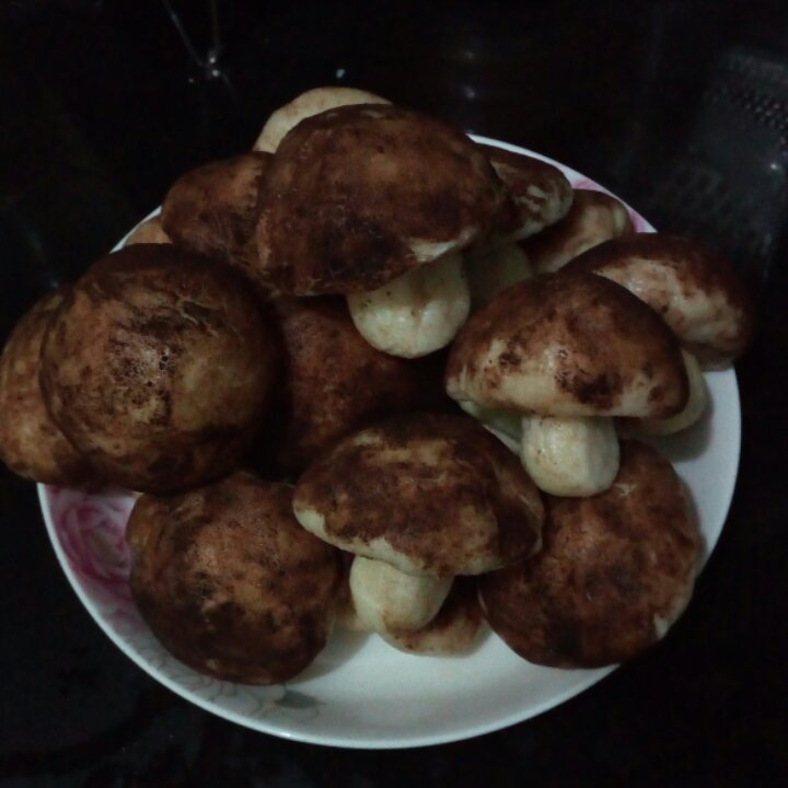 蘑菇包（奶黄馅）