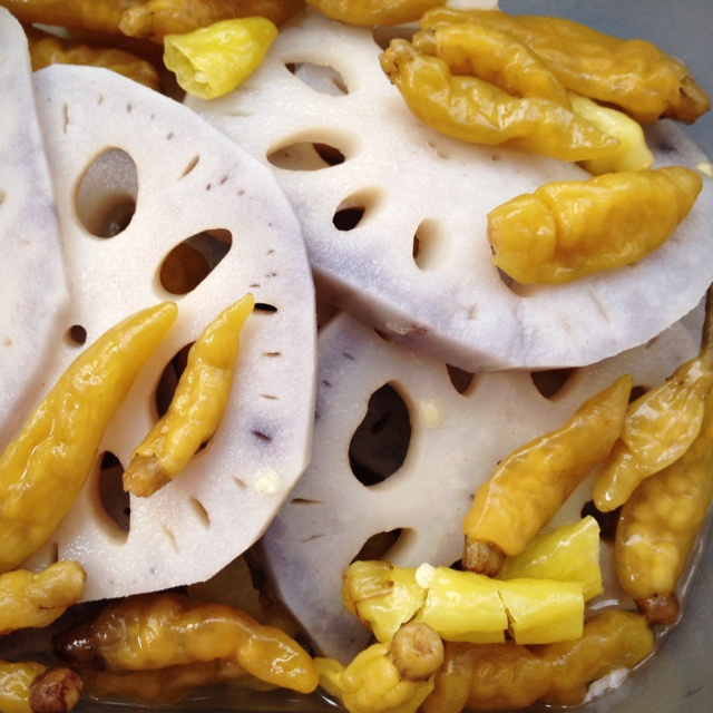 二毛得斯做的柠檬泡椒藕片