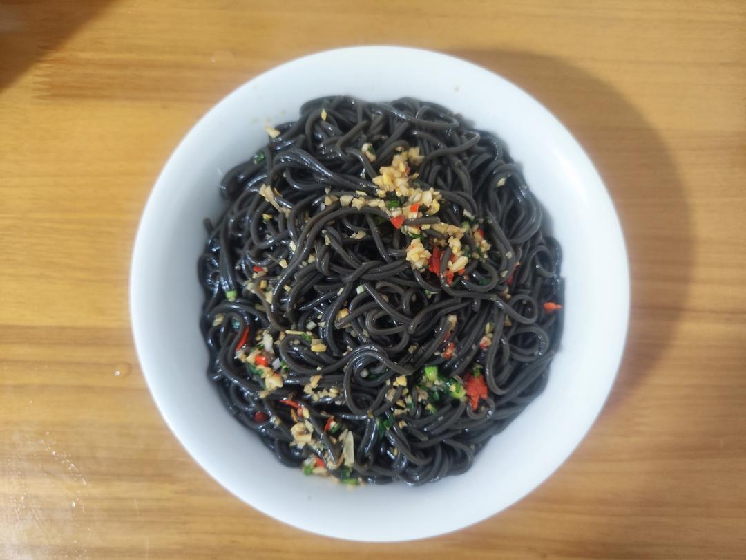 酸辣蕨根粉！