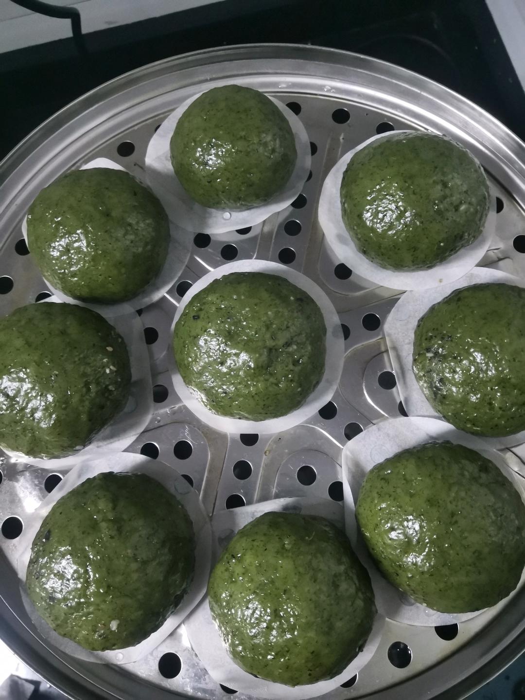 清明必吃的艾草青团