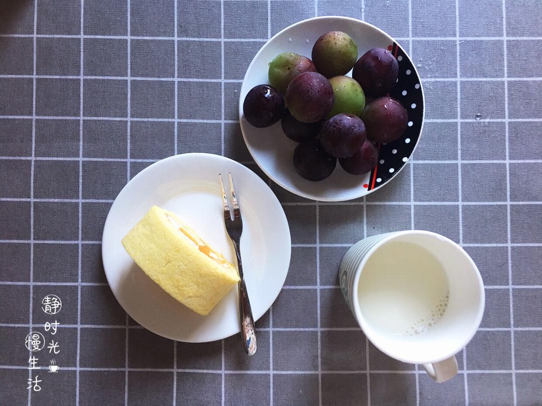 奶牛蛋糕卷+长颈鹿蛋糕卷