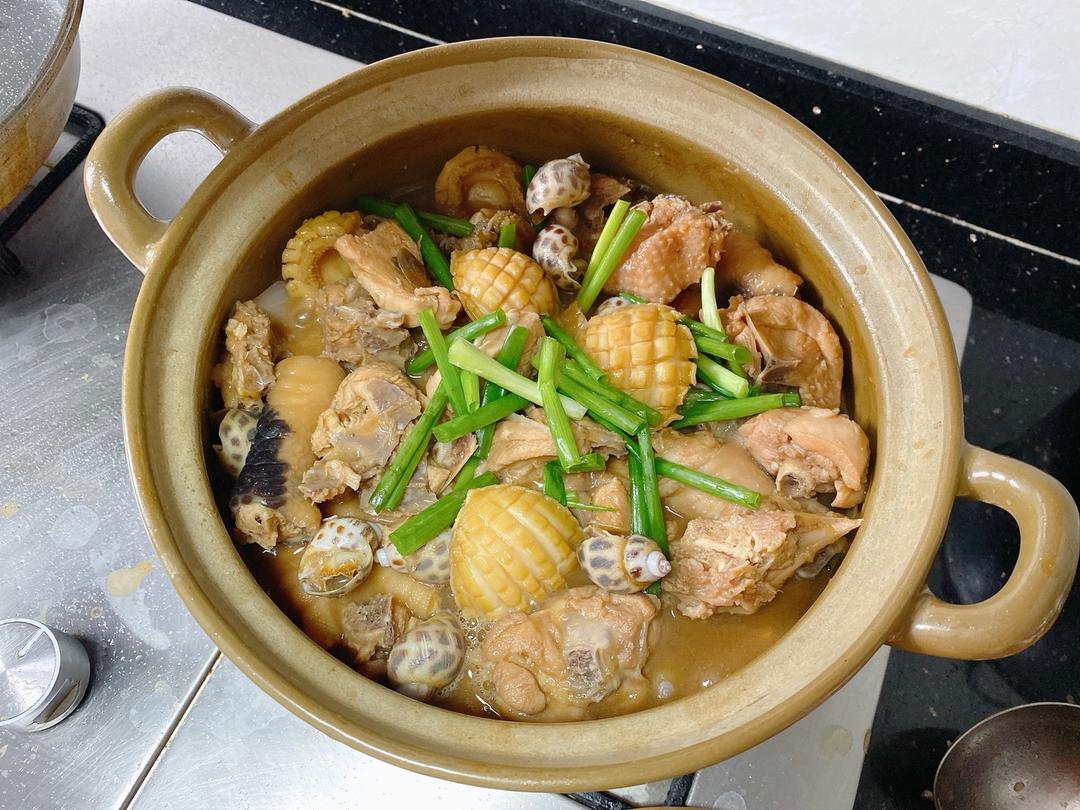 鲍鱼花螺焖鸡