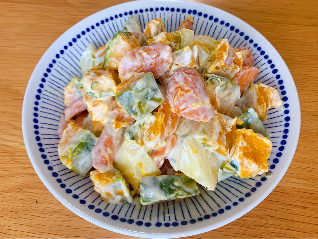 1年7本食谱100道菜，之97：胡萝卜地瓜马铃薯沙拉的做法