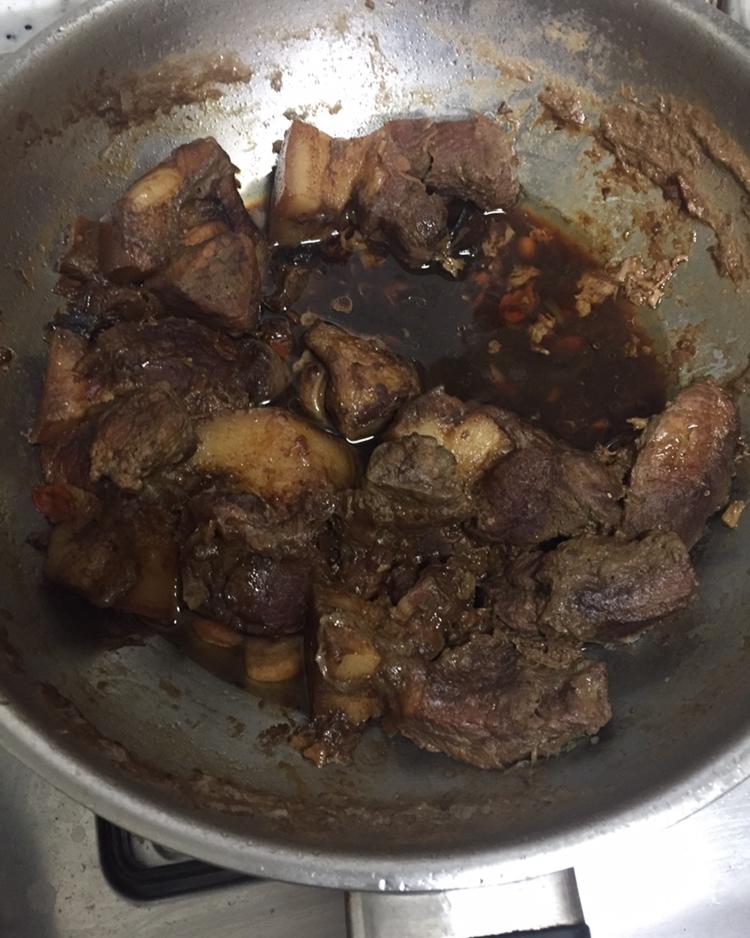 炖肉