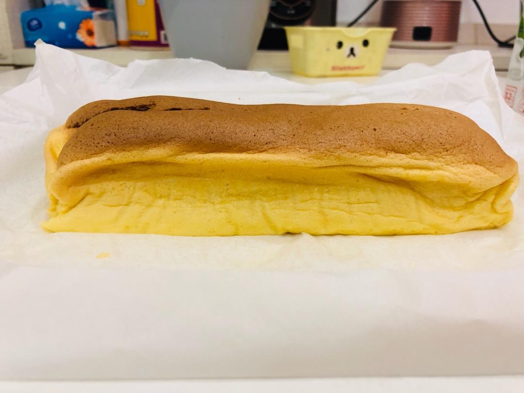 堪比柯基屁股
爆浆芝士🧀古早蛋糕