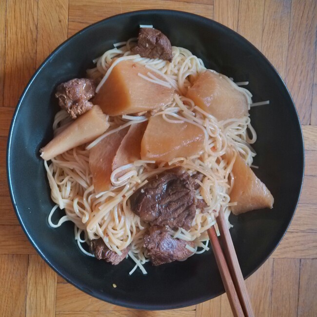 红焖牛腩面