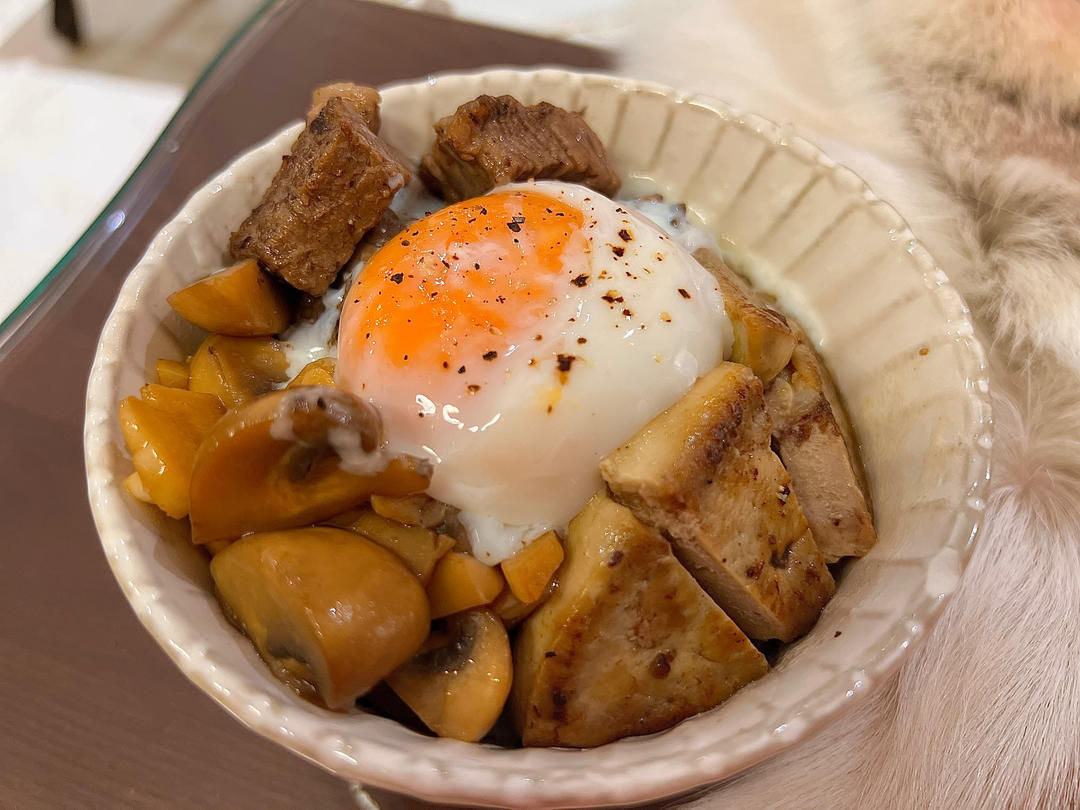 快手日式鹅肝盖饭