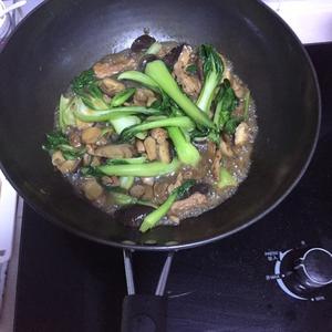香菇肉片炒油菜的做法 步骤2