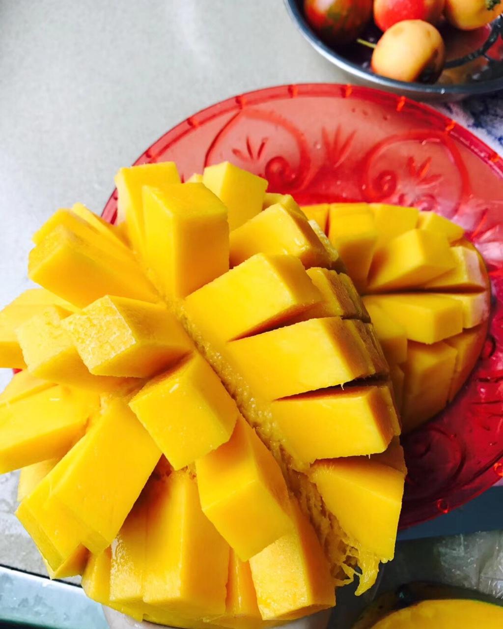 黄小厨阿娇做的巧切芒果